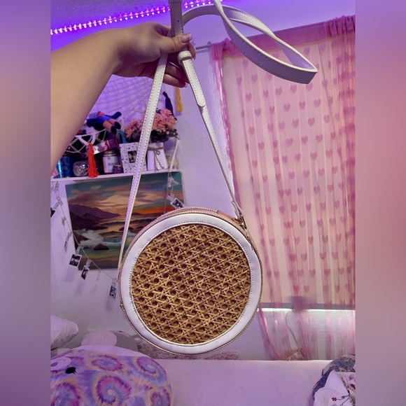 Francesca’s Round woven bag - Picture 3 of 5